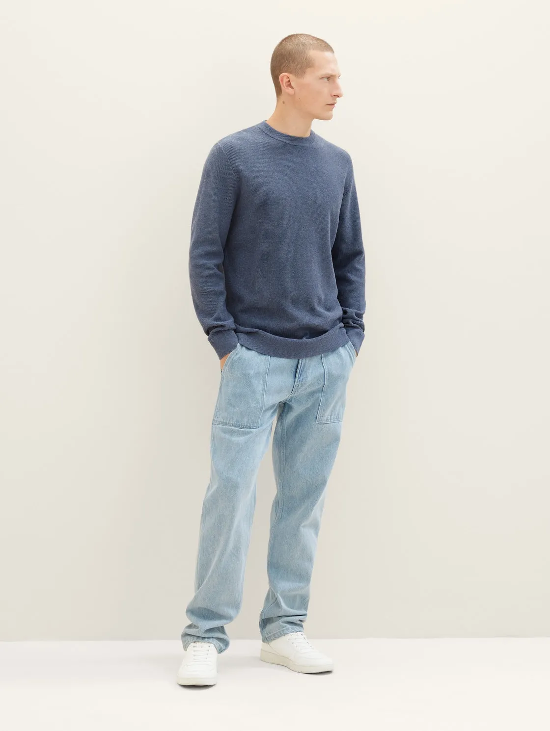 STRUCTURED CREWNECK KNIT
